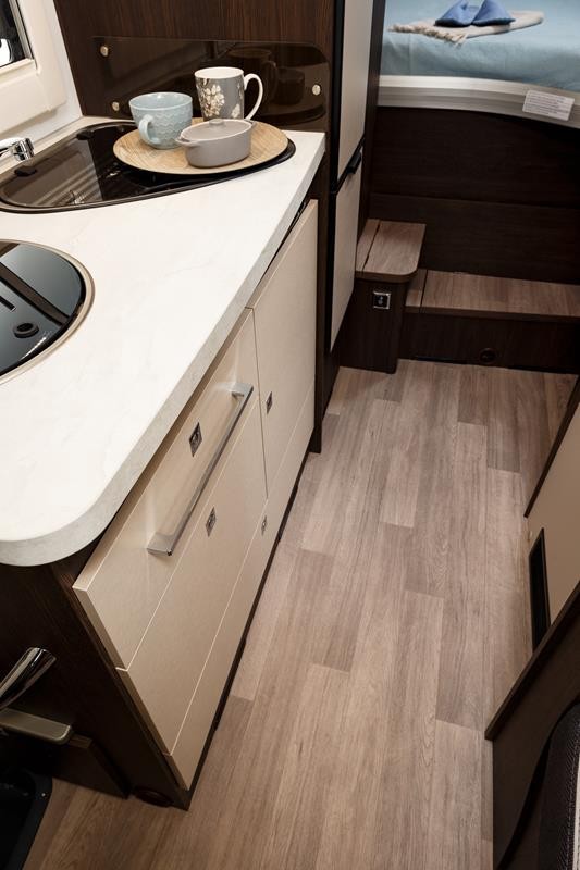 Tessoro 440 Essential 140 CV