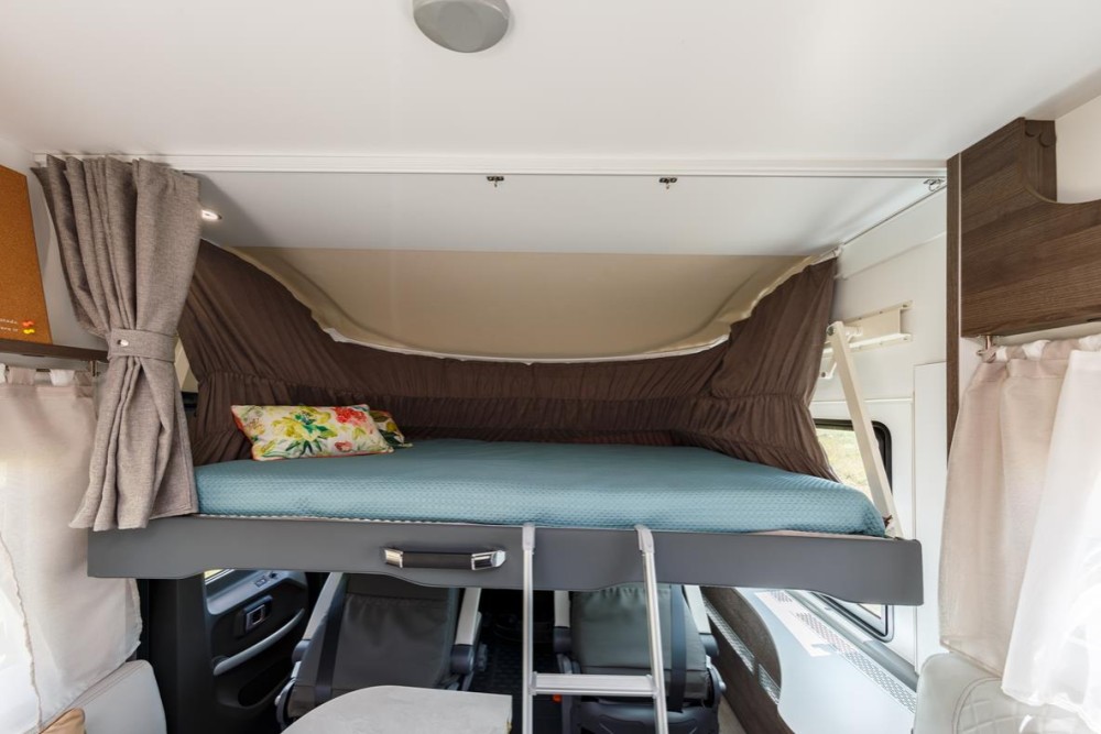 Amphitryon 983 160 CV - Alfa - Northautokapp