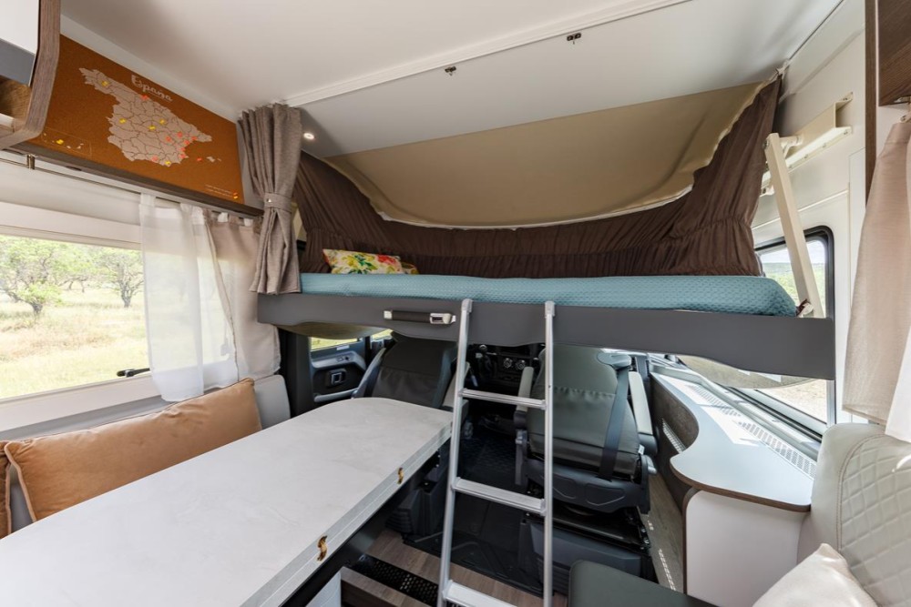 Amphitryon 983 160 CV - Alfa - Northautokapp