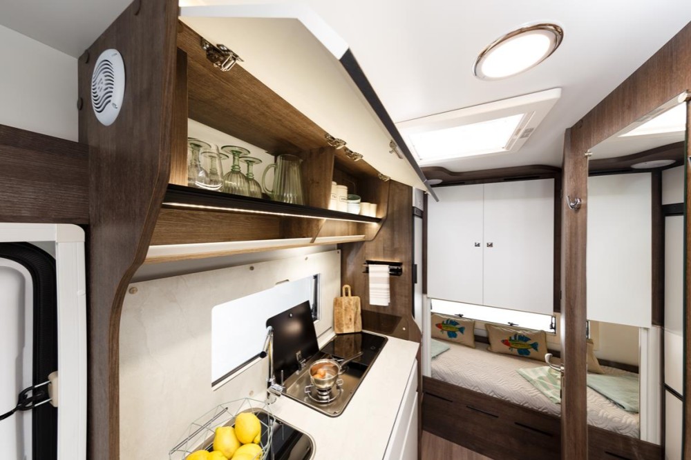 Amphitryon 983 160 CV - Alfa - Northautokapp