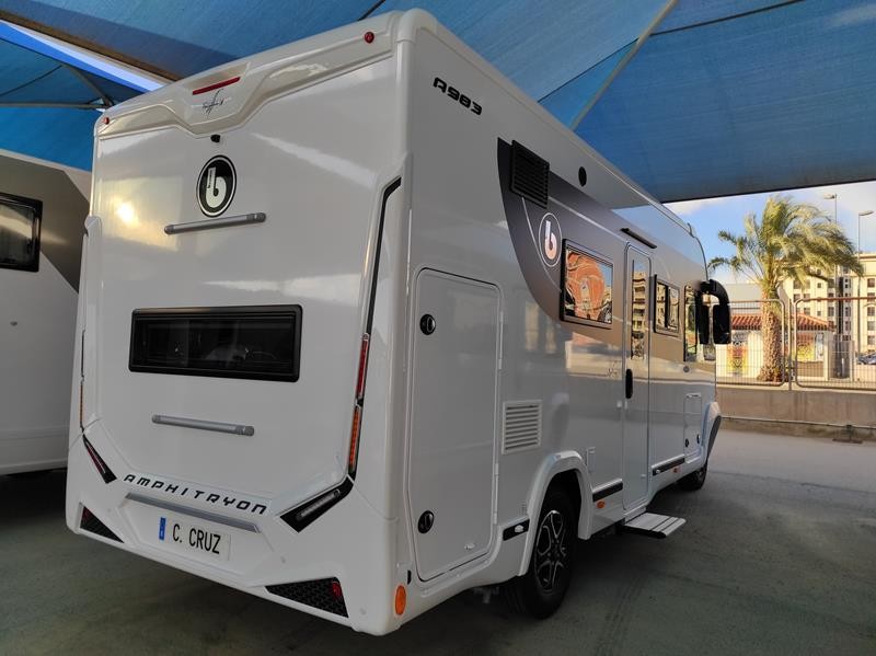 Amphitryon 983 160 CV - Alfa - Northautokapp