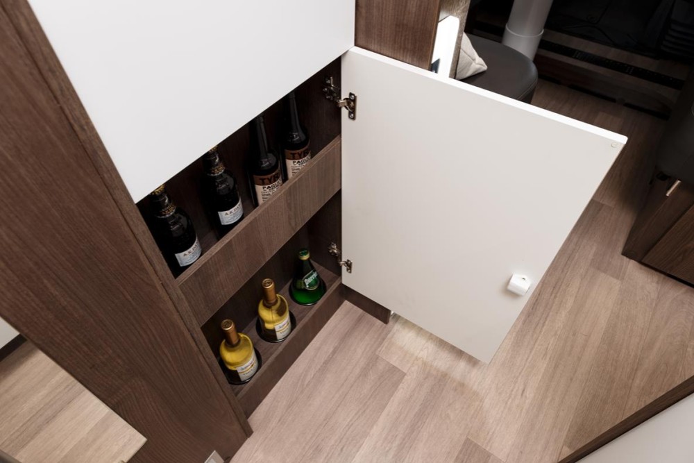 Amphitryon 983 160 CV - Alfa - Northautokapp