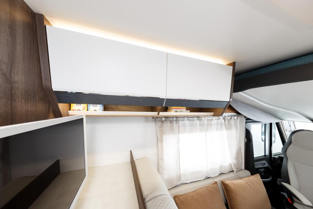 Amphitryon 983 160 CV - Alfa - Northautokapp