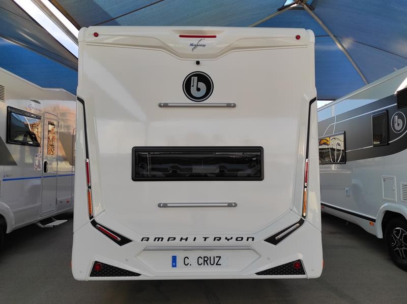 Amphitryon 983 160 CV - Alfa - Northautokapp