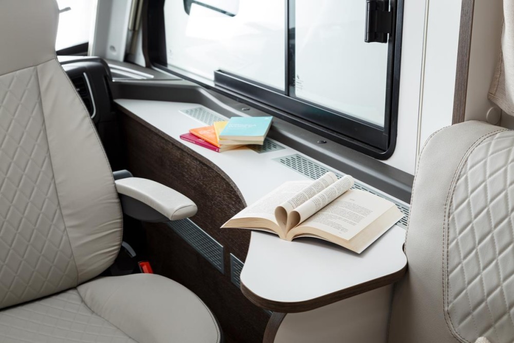 Amphitryon 983 160 CV - Alfa - Northautokapp