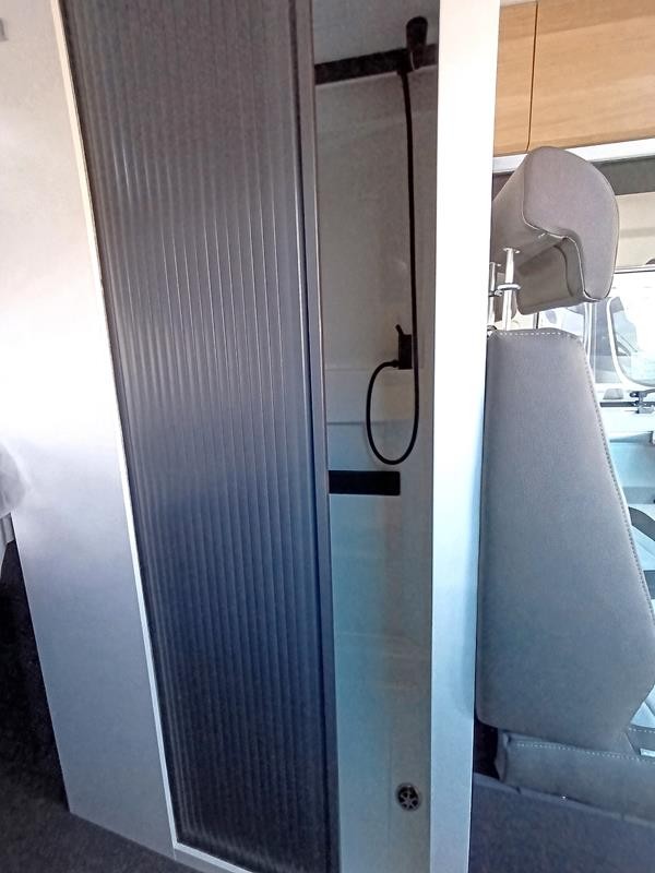 Twin 640 SGX 180CV - Cambio Aut.