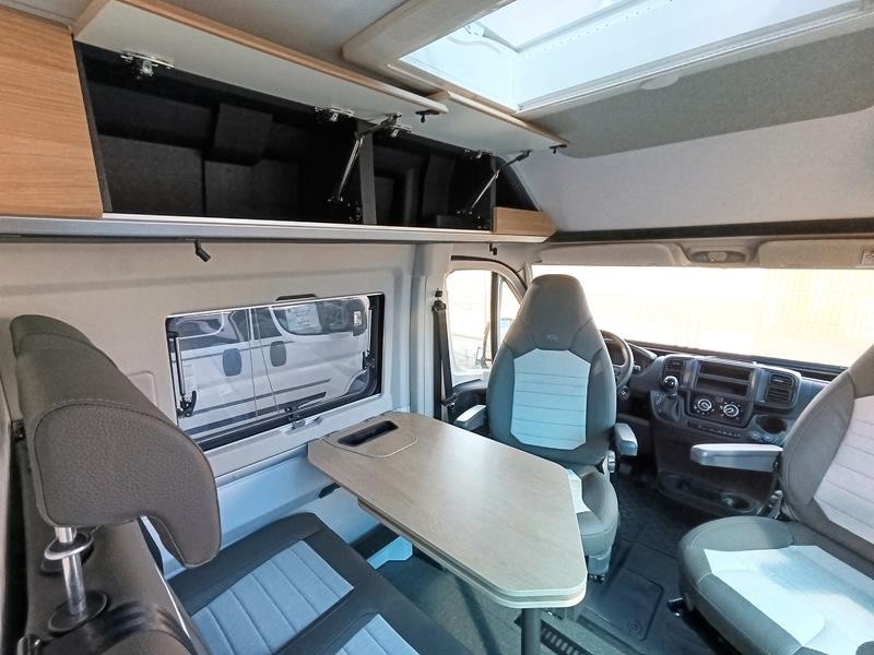 Twin 640 SGX 180CV - Cambio Aut.