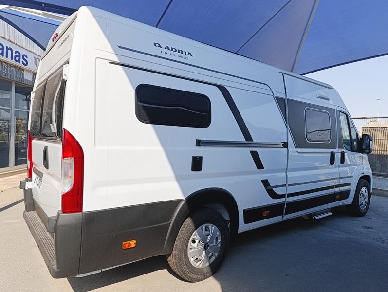 Twin 640 SGX 180CV - Cambio Aut.