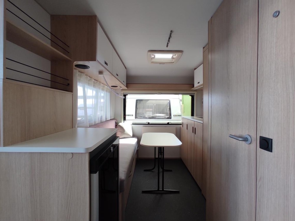 Aviva 422 PY