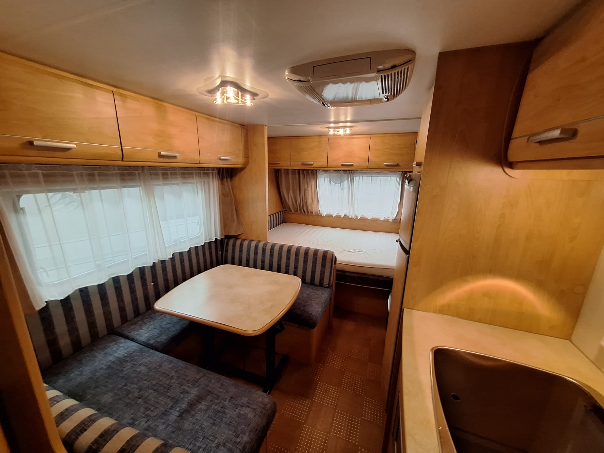 CARAVELAIR 546 MOVER Y A/A