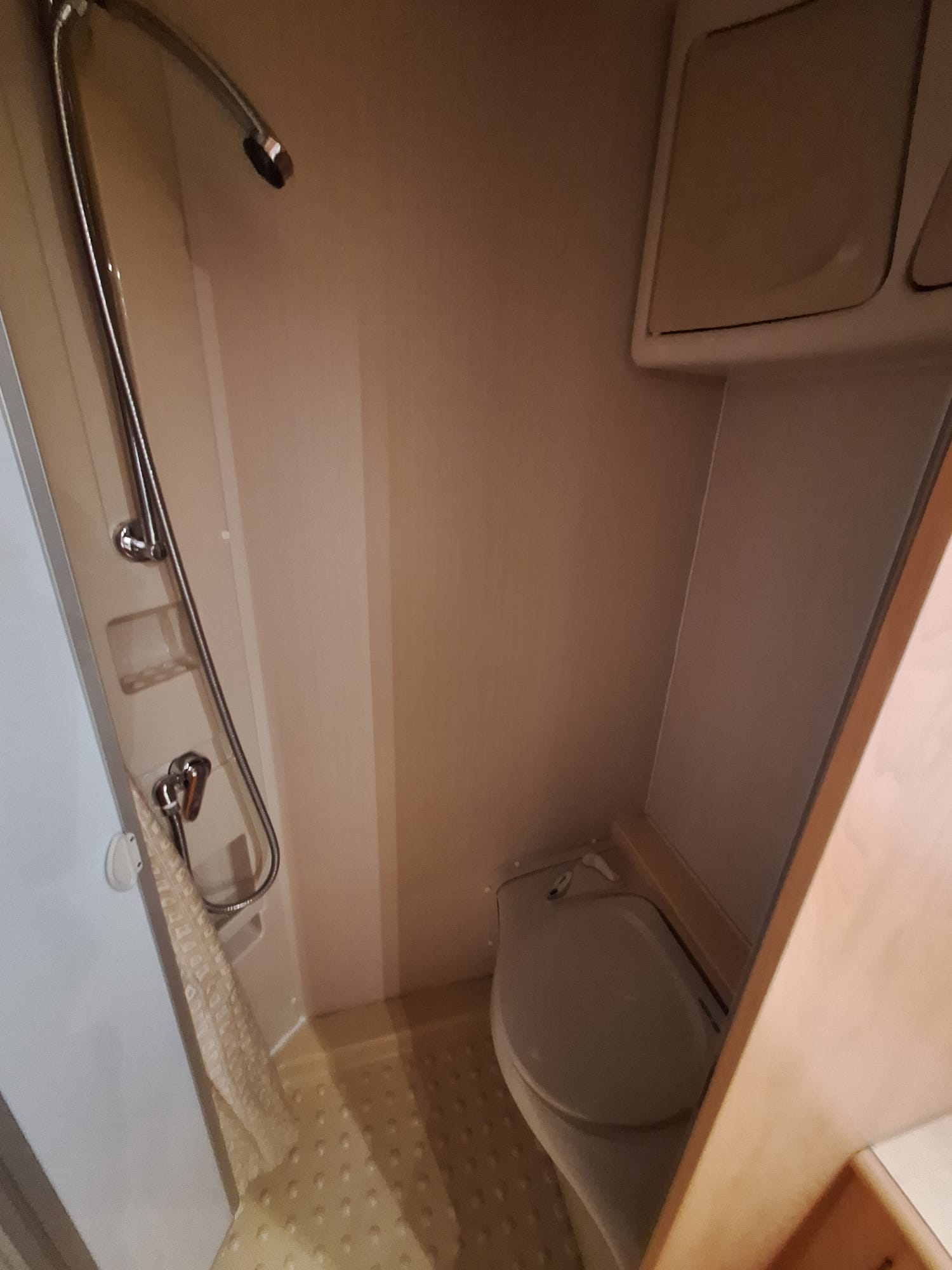 CARAVELAIR 546 MOVER Y A/A
