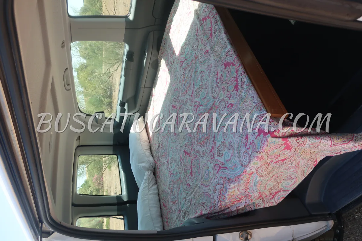 Mercedes Vito 111 CDI Camperizada (Talla L) - foto 6