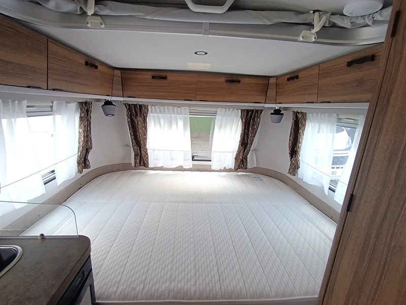 Eriba Touring 430