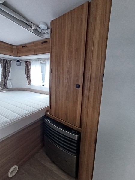 Eriba Touring 430
