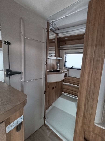 Eriba Touring 430