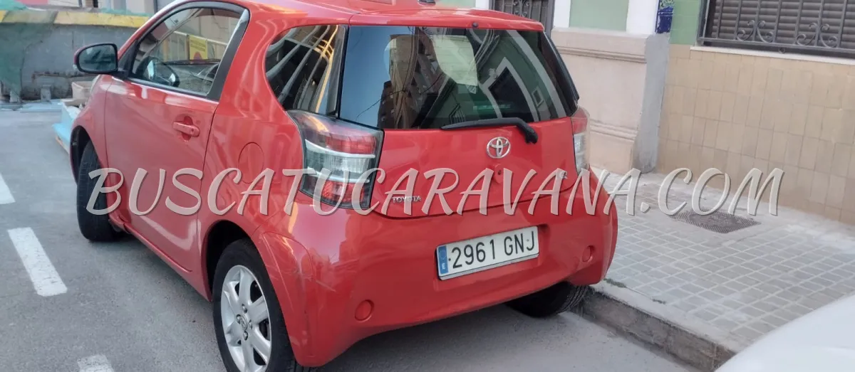 Toyota iQ 1.0 - Ideal para llevar en autocaravana por sus reducidas dimensiones - Único propietario desde nuevo - Libro de mantenimiento