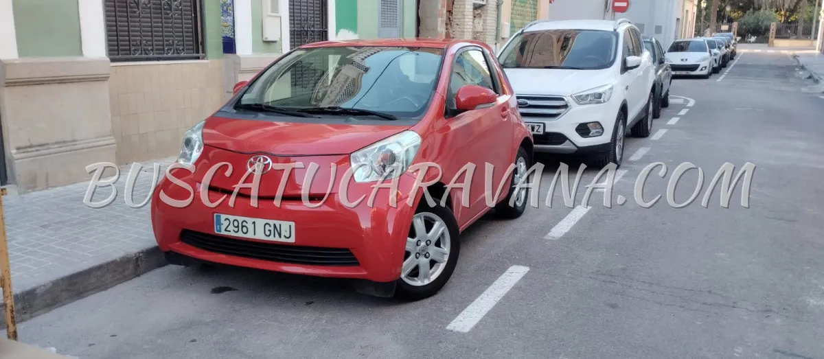 Toyota iQ 1.0 - Ideal para llevar en autocaravana por sus reducidas dimensiones - Único propietario desde nuevo - Libro de mantenimiento
