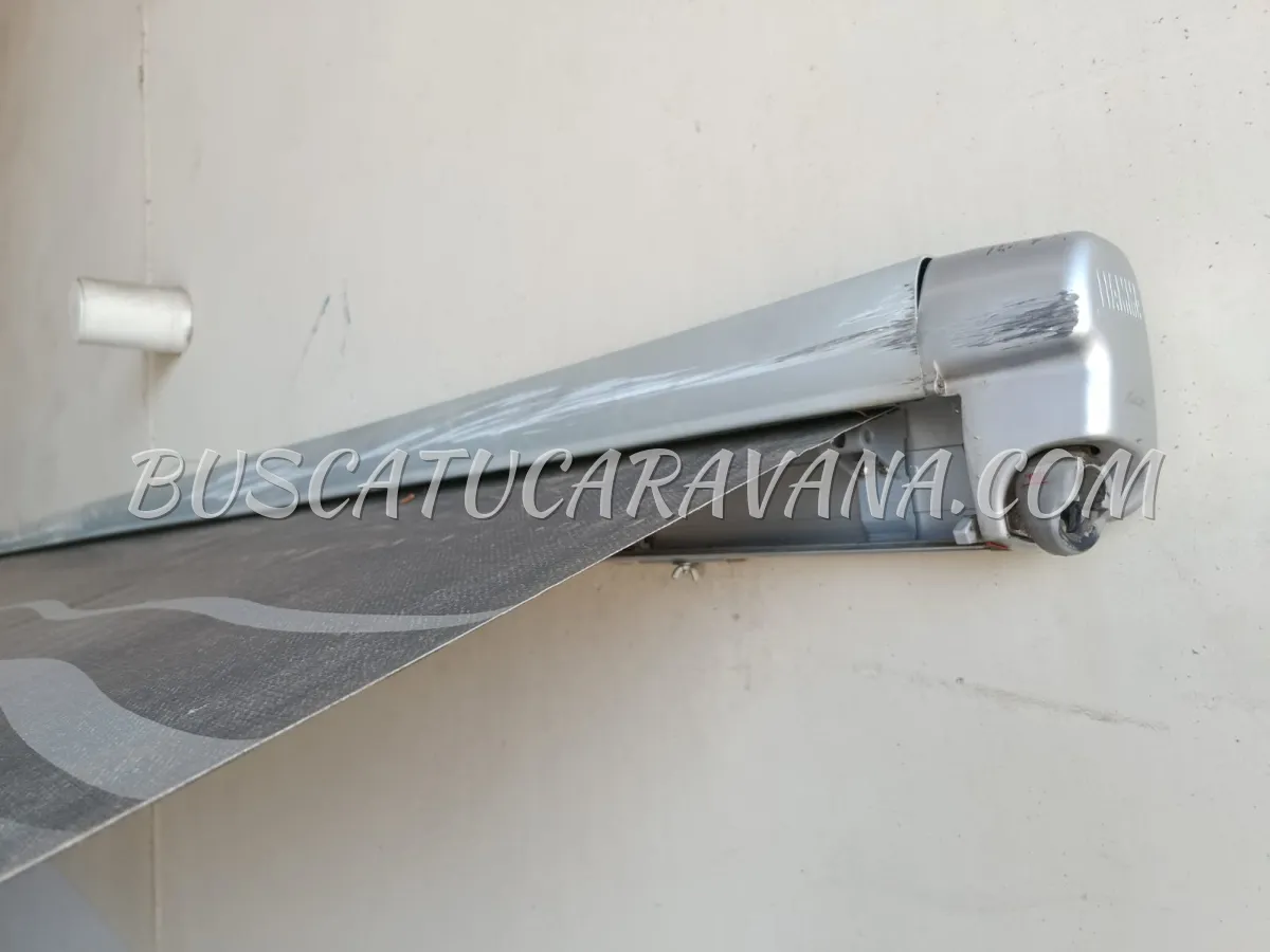 Toldo Fiamma F45S con golpe y rascada - foto 4