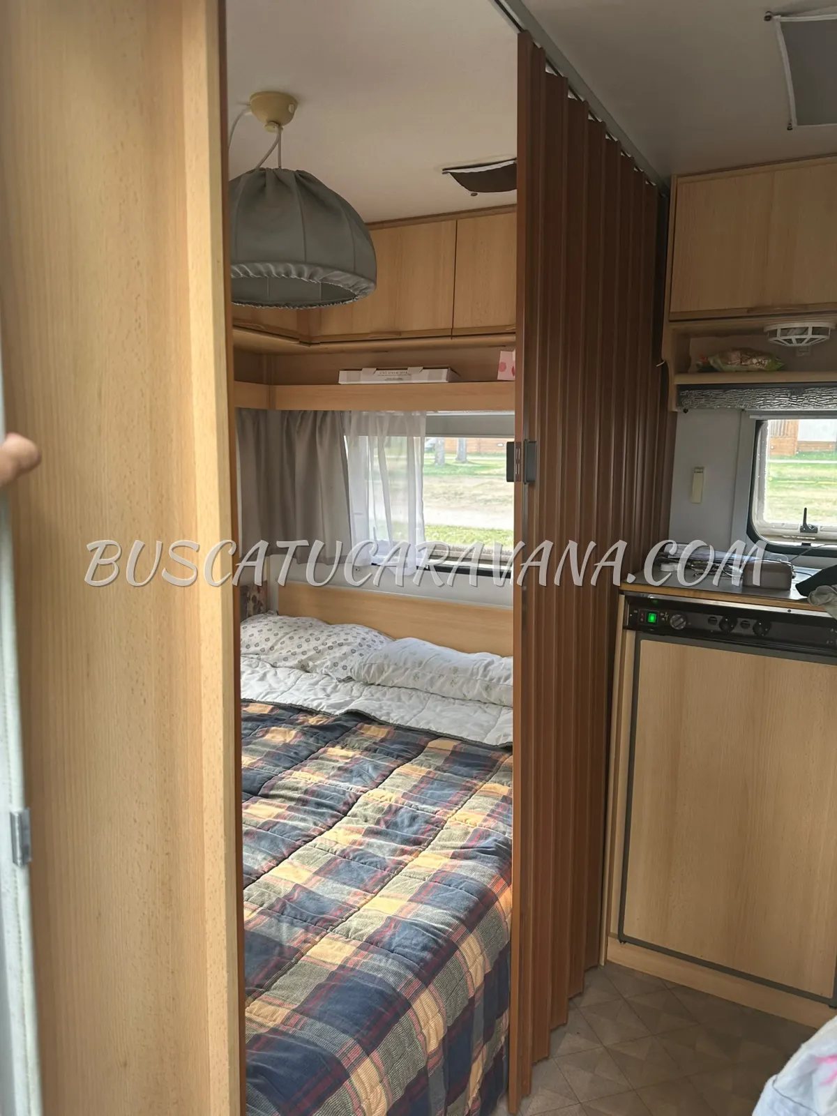 Se vende Caravana Knaus 4.85 + Avancé + todos los complementos - foto 5