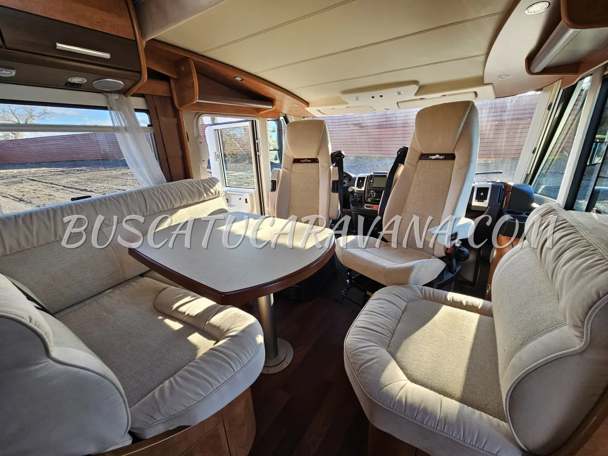 Carthago C-Tourer I 150 Light 2017 – 64.780 km – Litio 2,5 kWh – Inversor Mastervolt - foto 2