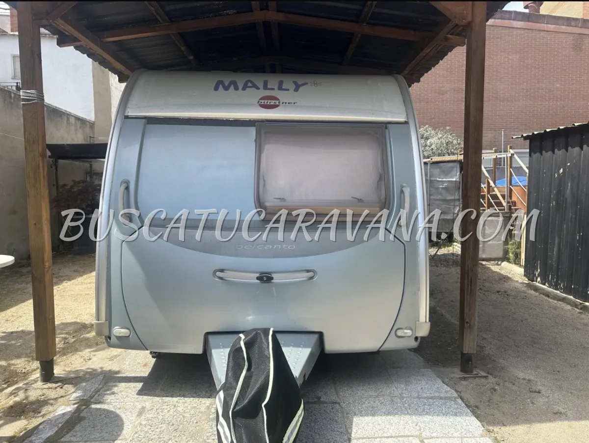 Se vende caravana Bürstner Belcanto 460 TS en excelente estado - foto 2