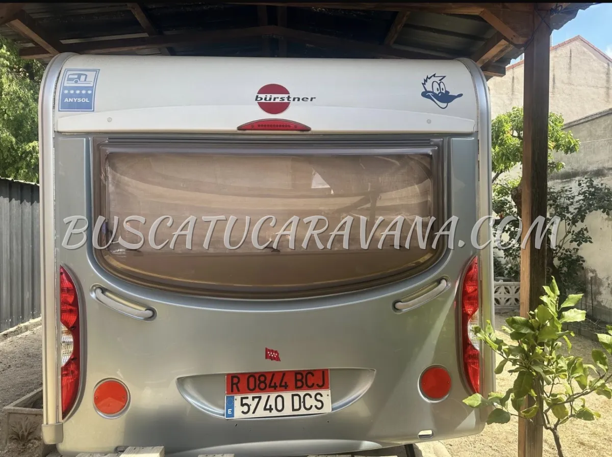 Se vende caravana Bürstner Belcanto 460 TS en excelente estado - foto 4