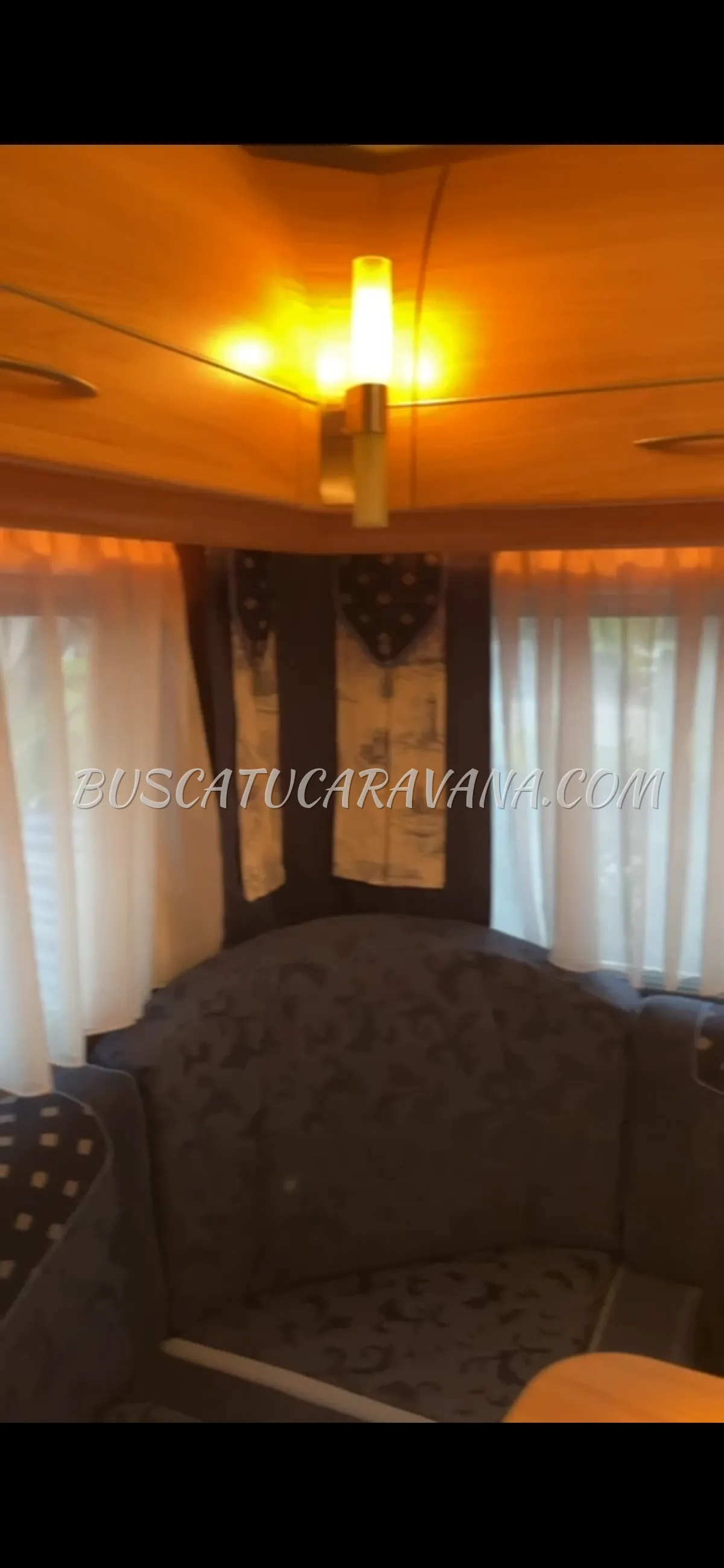 Se vende caravana Bürstner Belcanto 460 TS en excelente estado - foto 5