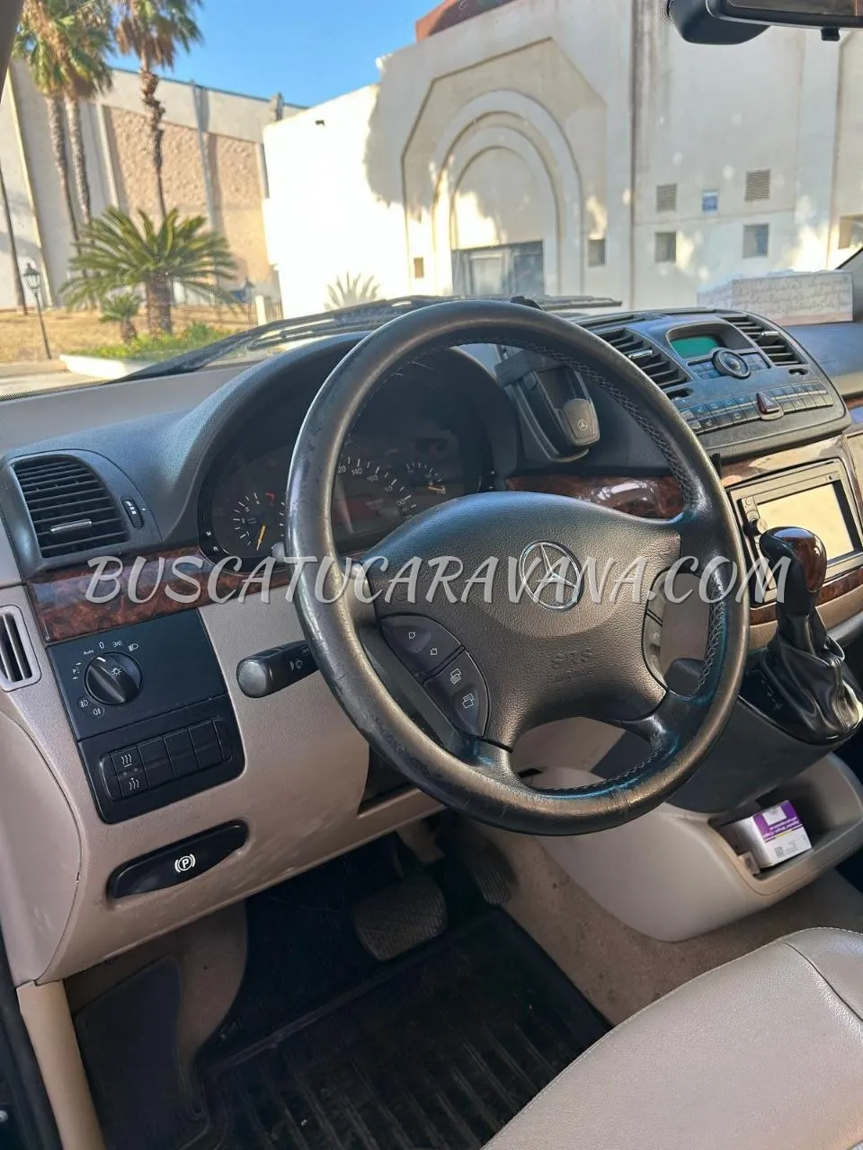Mercedes-Benz Vito del año 2004, de uso particular, con 226.000 kilómetros e ITV recién pasada.