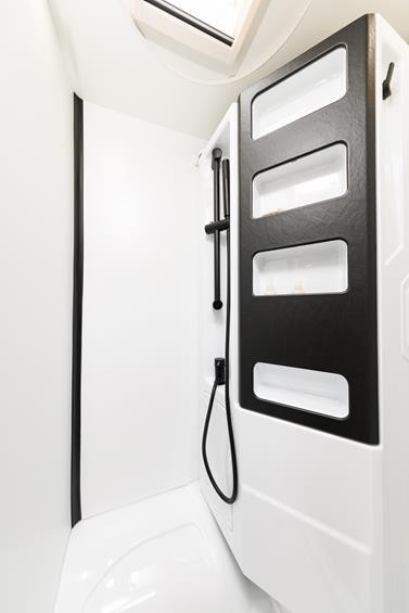 Tessoro 425 165 CV - Plus