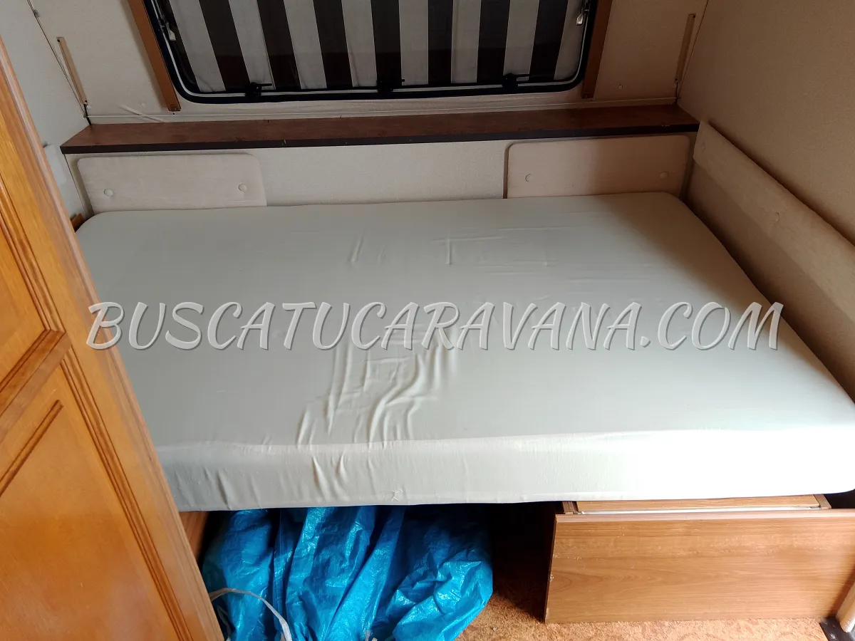 Vendo caravana Bürstner - foto 5