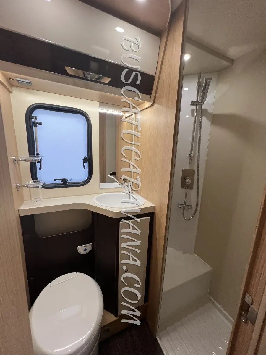 VENTA AUTOCARAVANA MCLOUIS 220 AUTOMATICA