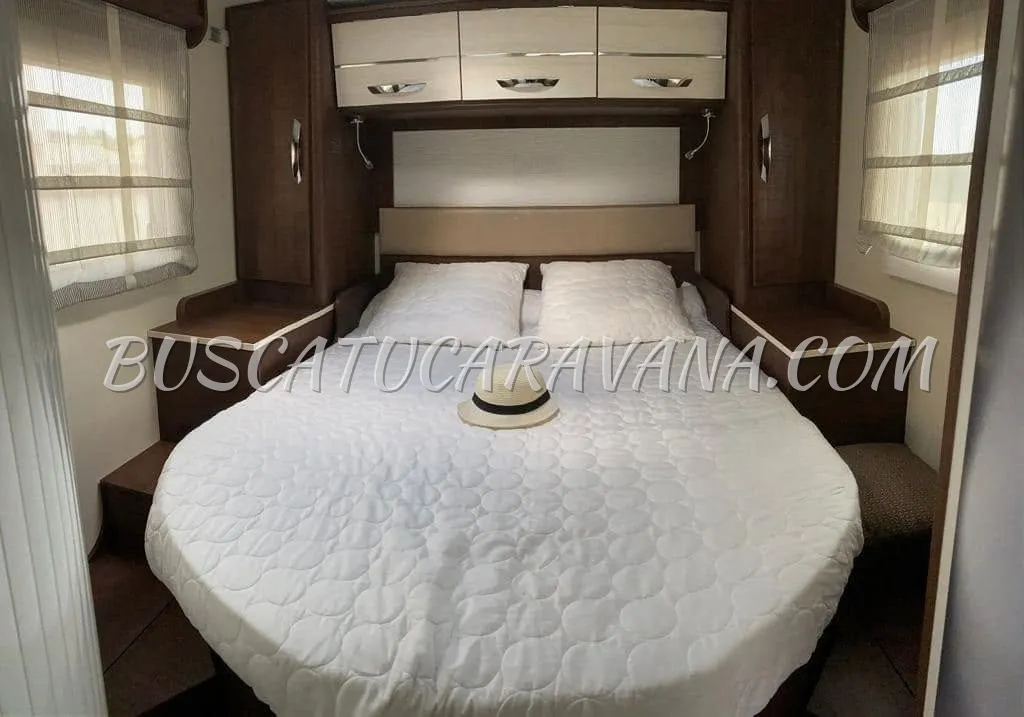 Mc Louis MC4 - 74 GOLD Autocaravana