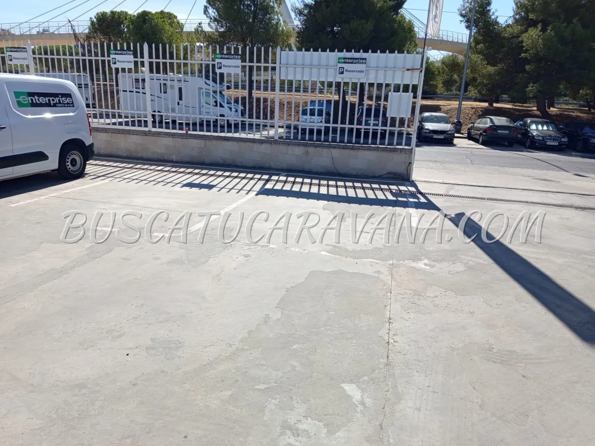 Parking para autocaravana o caravana en Toledo – plaza de 10 m - foto 2
