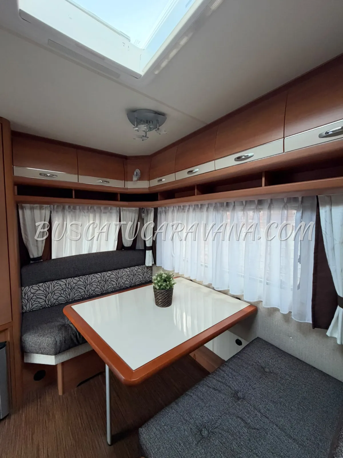 Caravana Hobby 410 excellent