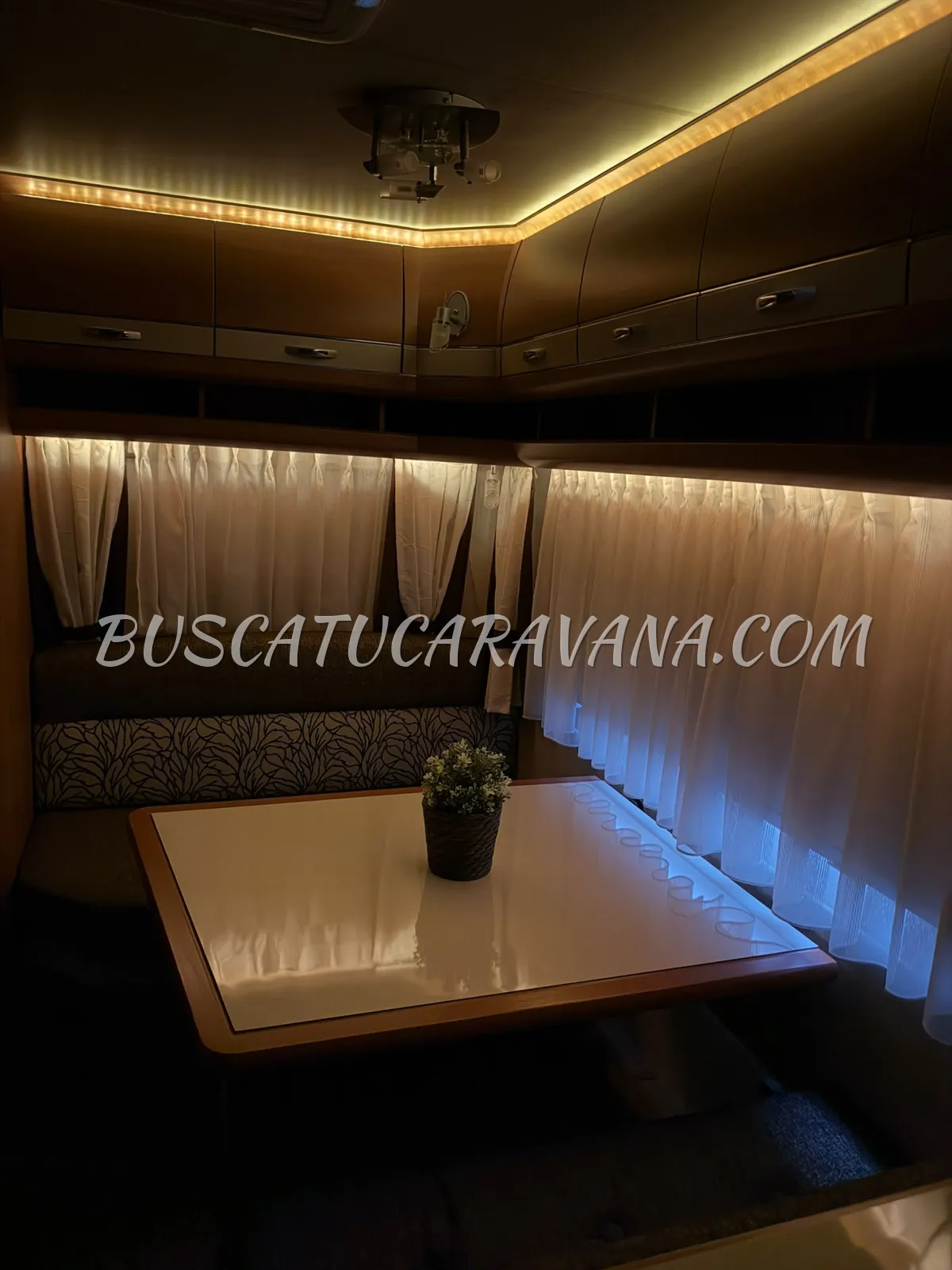 Caravana Hobby 410 excellent