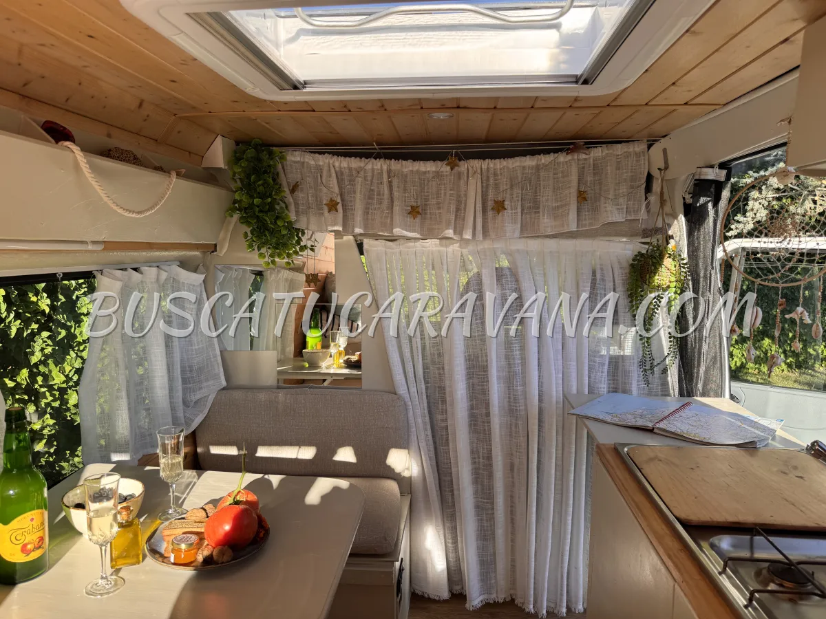 Ford Transit 2.4 TDCi (140 CV) Camperizada – Lista para viajar